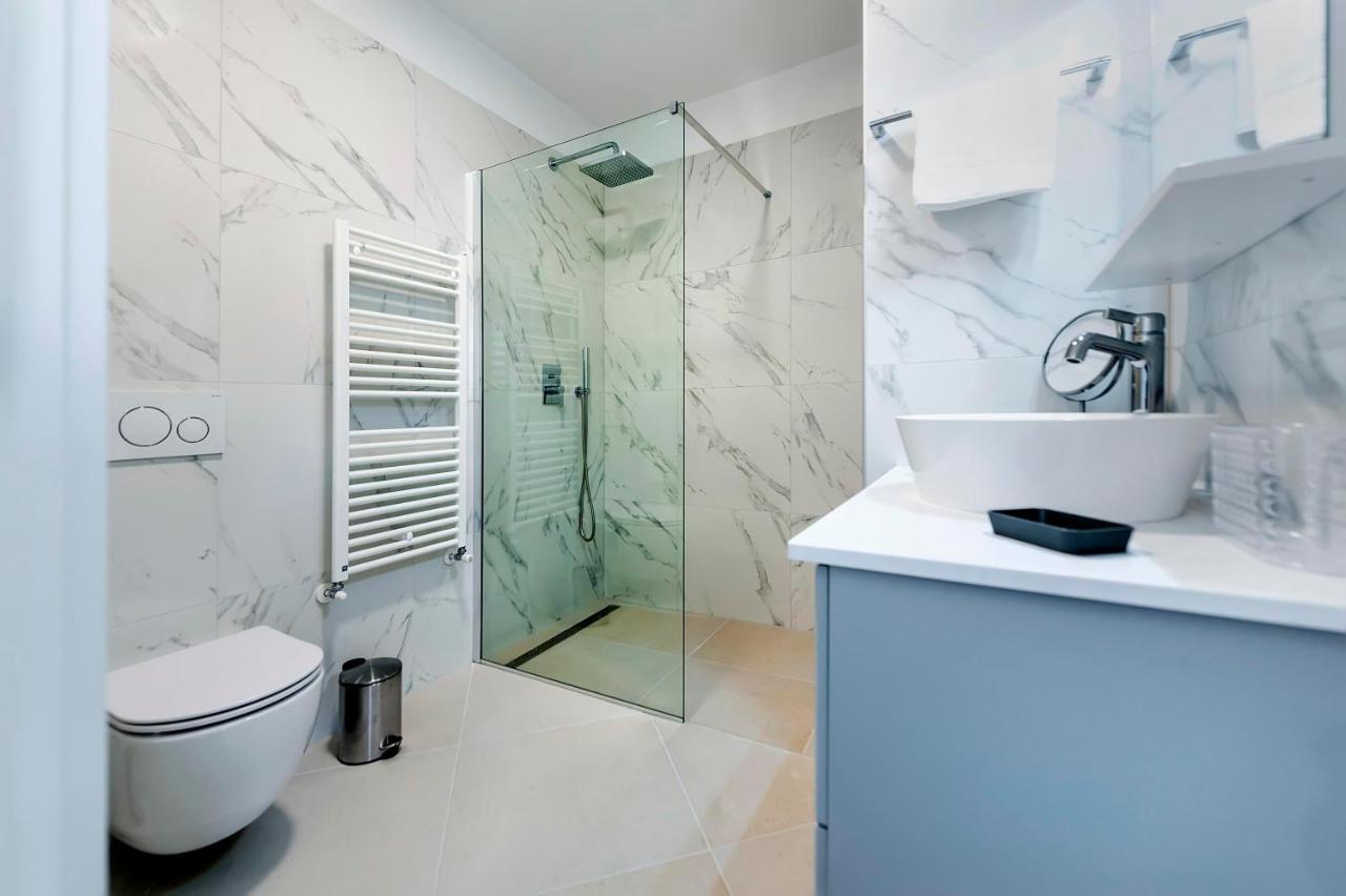 Apartments El Corsaro Ровин Екстериор снимка