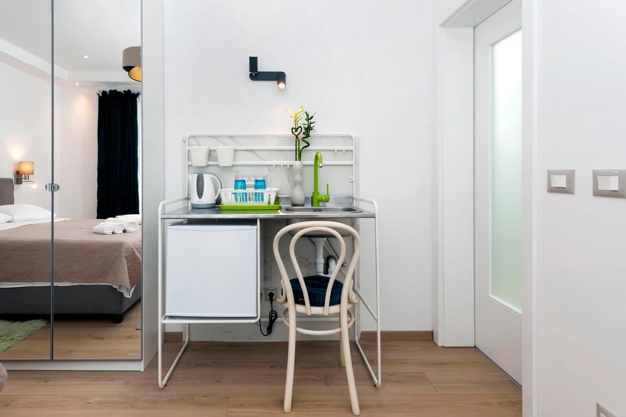 Apartments El Corsaro Ровин Екстериор снимка