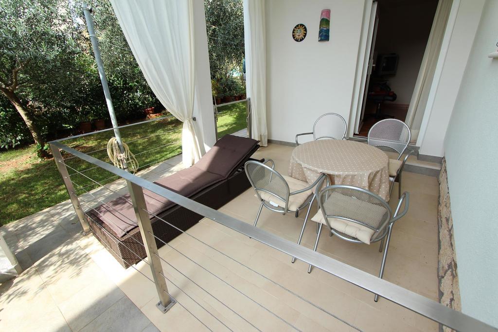 Apartments El Corsaro Ровин Стая снимка
