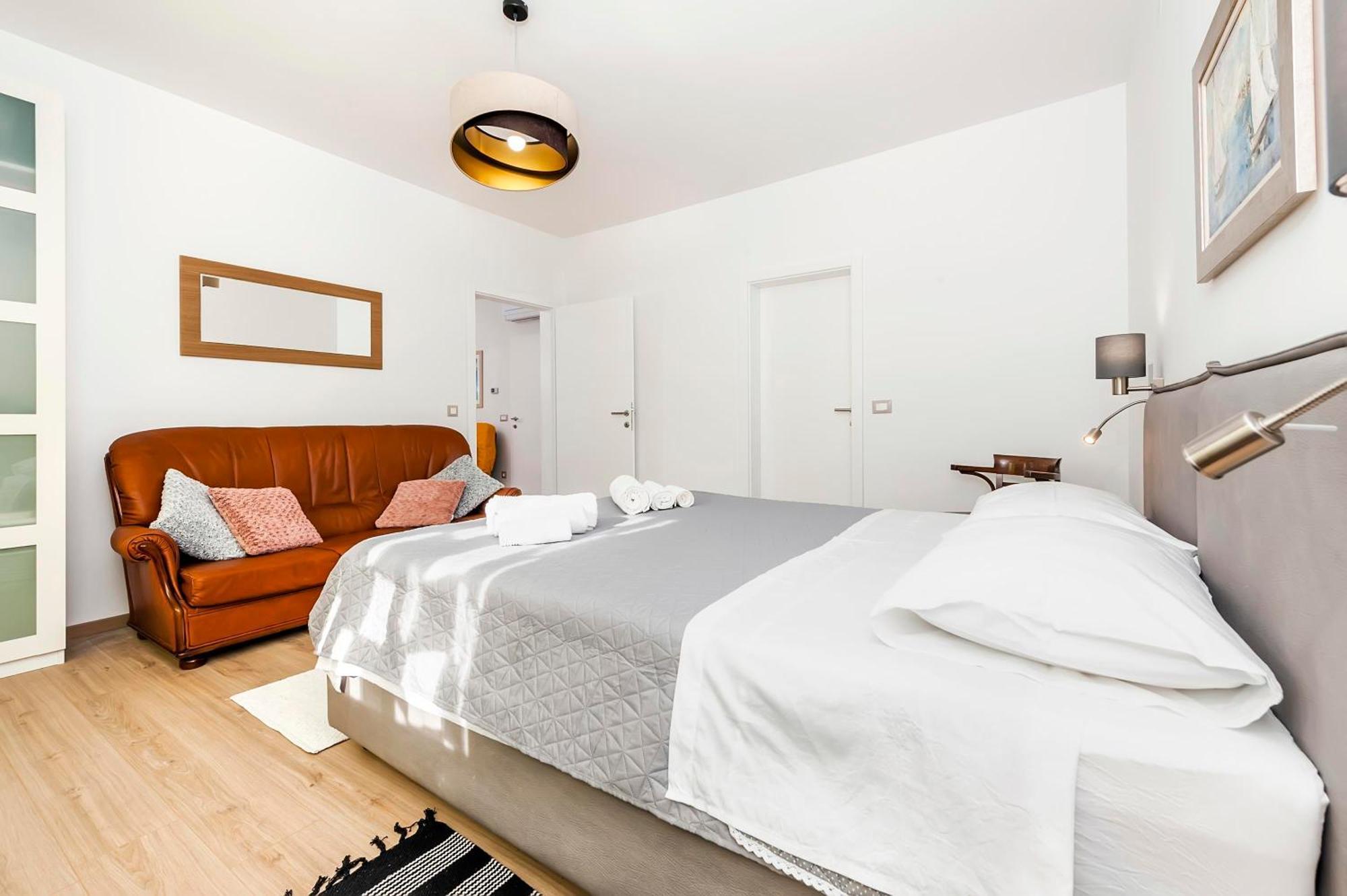 Apartments El Corsaro Ровин Стая снимка