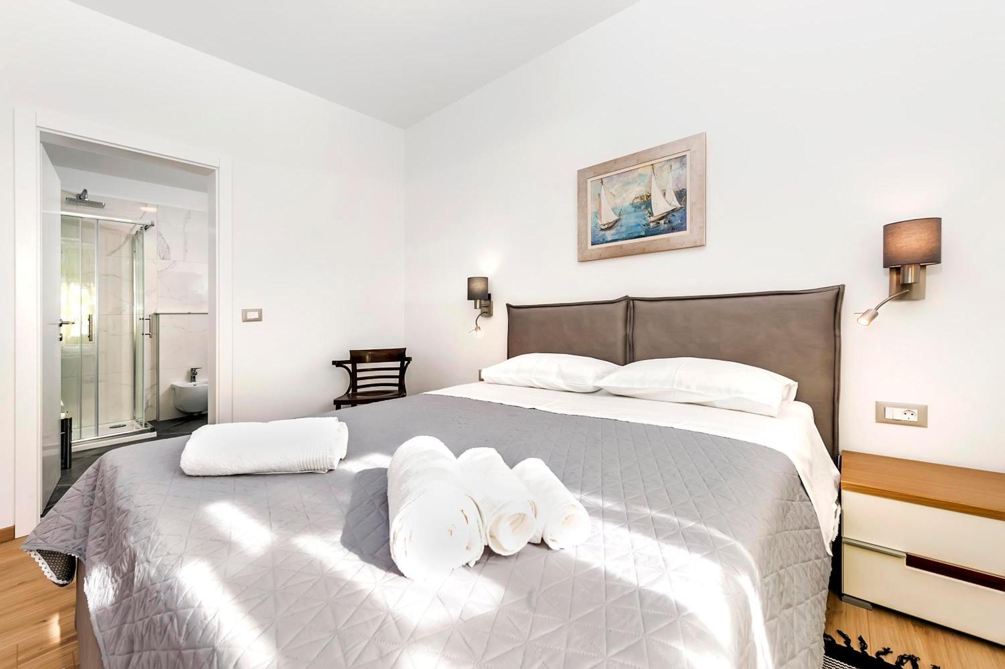 Apartments El Corsaro Ровин Стая снимка