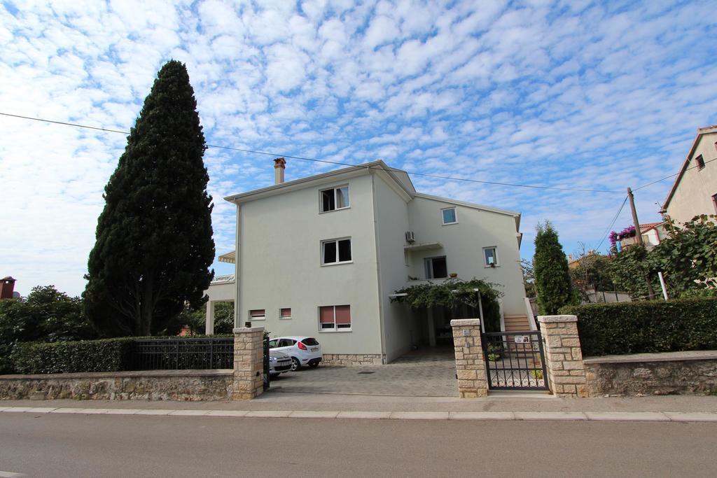 Apartments El Corsaro Ровин Екстериор снимка
