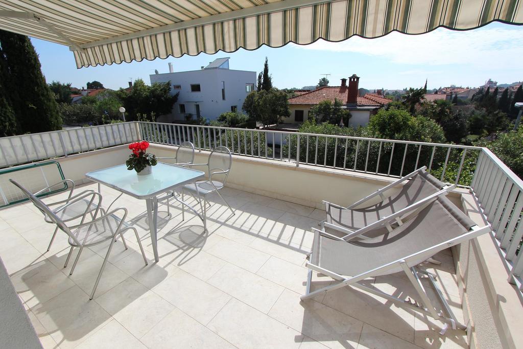 Apartments El Corsaro Ровин Стая снимка